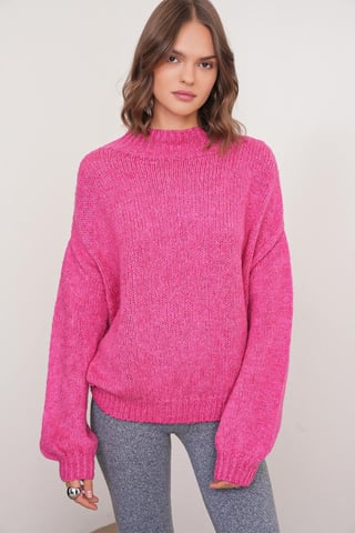 Relaxed Fit Crew Neck Thick Knit Sweater