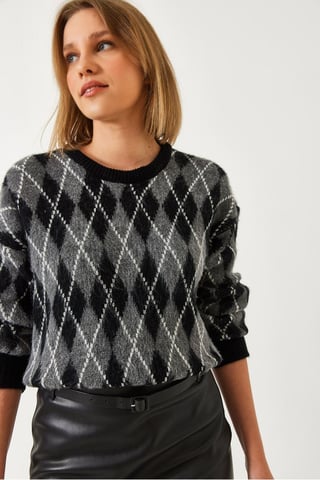 Diamond Patterned Sweater
