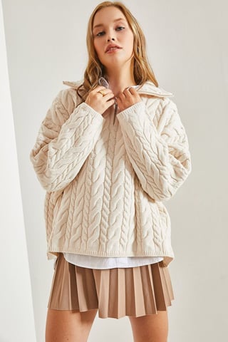 Oversized Hair Beard Sweater with Zipper Collar