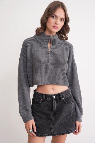 Textured Long Sleeve Zipped Collar Sweater