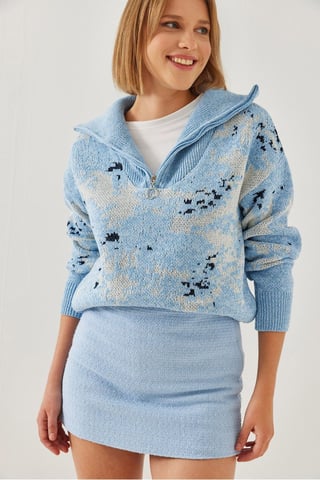 Abstract Knit Sweater with Zipper Collar