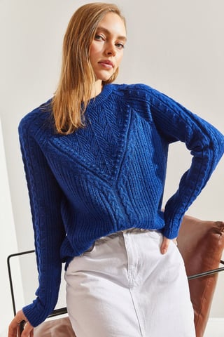 Patterned Thick Crew Neck Sweater