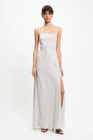 BENU White backless dress