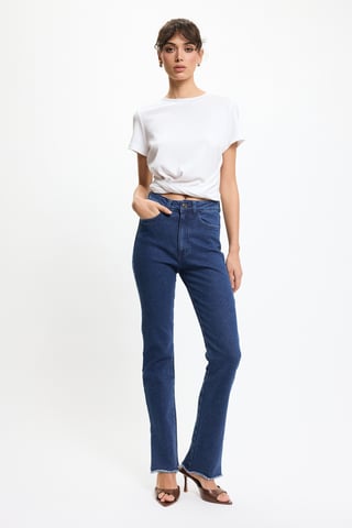 BENU White T-shirt