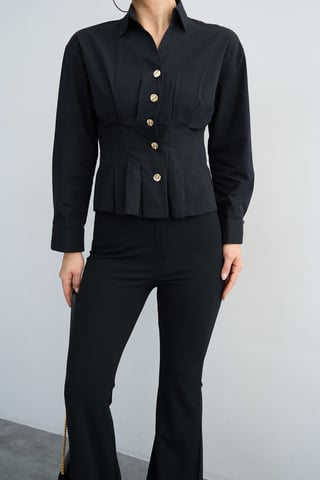 Fitted Long Sleeve Shirt with Button Details