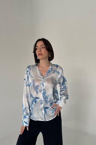 Blommönstrad sidentopp med knappar