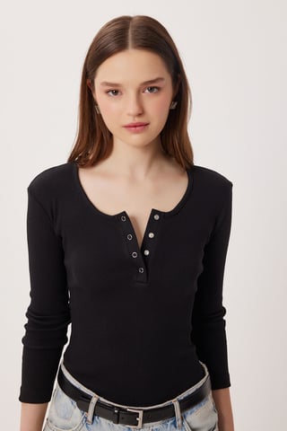 Slim Fit U Collar Long Sleeved Blouse