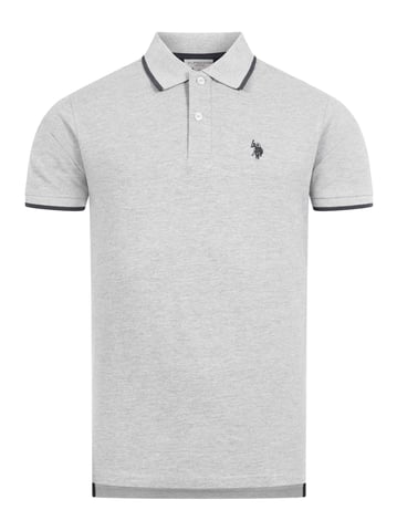 U.S. Polo Assn. men’s cotton polo shirt with contrast details