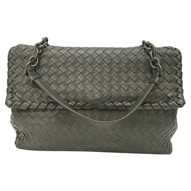 Bottega Veneta Medium Olimpia Axelväska i Grå Nappa Läder