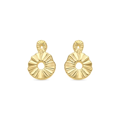 Luxenter 18k yellow gold finish earrings - Akdro