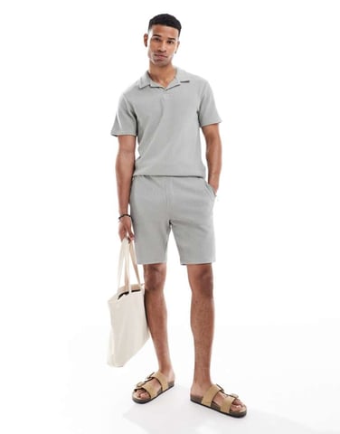 ONLY & SONS samordnad ribbad jersey kort i ljusgrå