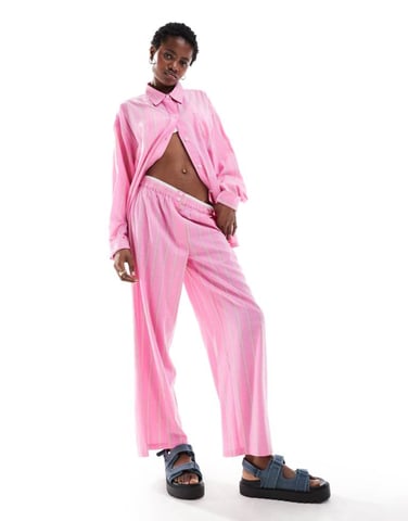 COLLUSION beach woven straight leg boxer trouser in pink stripe - PINK