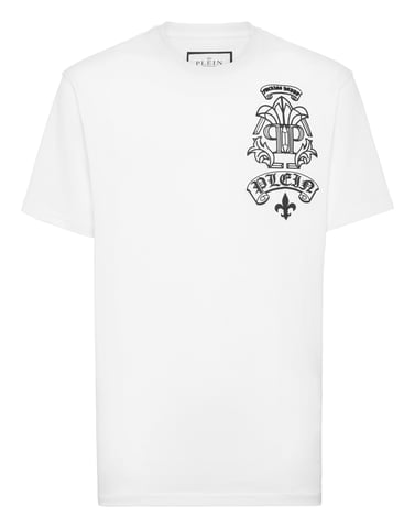 T-shirt med rund halsringning, tatuering