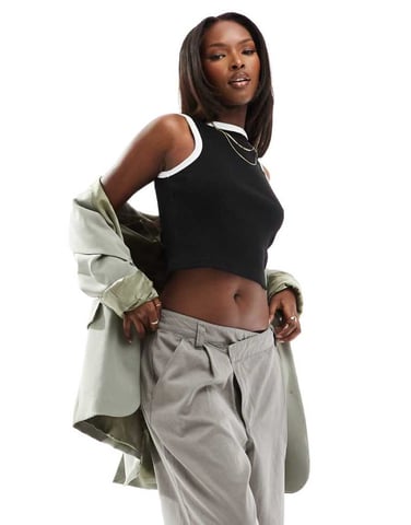 Kaiia cropped contrast trim ribbed racerneck top in black