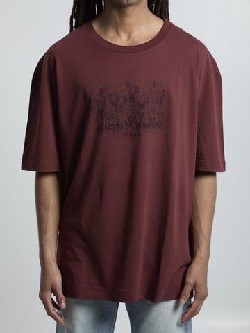 Ultra-stor T-shirt