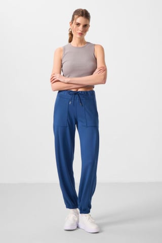 Mid Waist Crepe Relaxed Pants with Pocket