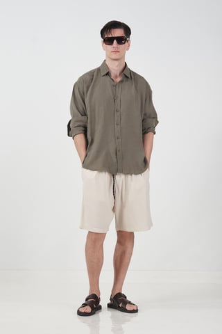 Oversized knäppskjorta med långa ärmar