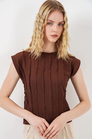 Texturerad Ribbad Blus med Dragsko