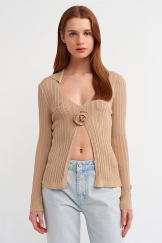 Slim-fit ribbad stickad polotröja