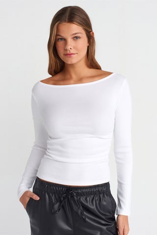 Slim Fit Ribbed Boat Neck Blouse