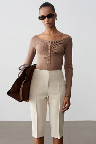 Slim-fit Boat Neck Bodysuit Blouse