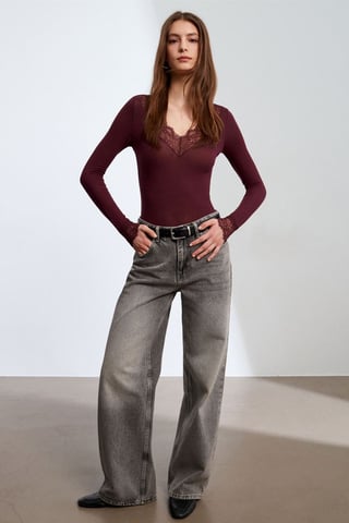 Slim Fit V-Neck Lace Blouse
