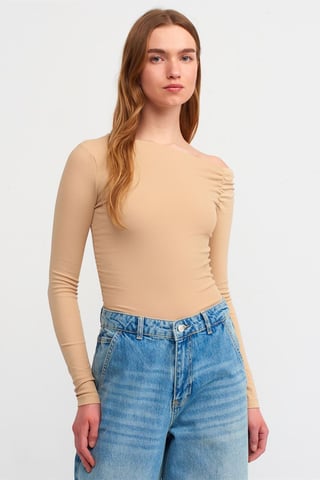 Slim Fit Asymmetrisk Krage Blus