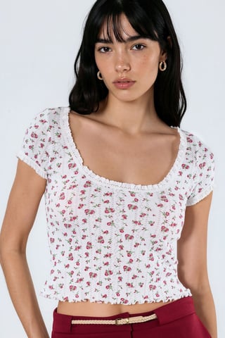 Blommig U-hals Frillblus