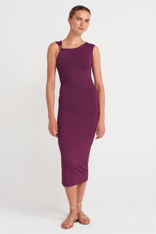 Sleeveless Bodycon Midi Dress With Accessory Detail