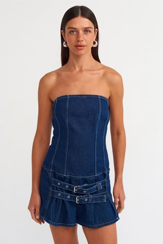Bärlös mini denimklänning med bälte