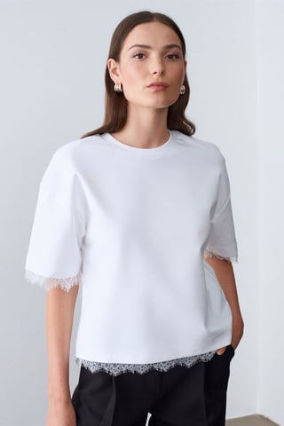 Kvinnors T-shirt med rund hals i bomull och elastan