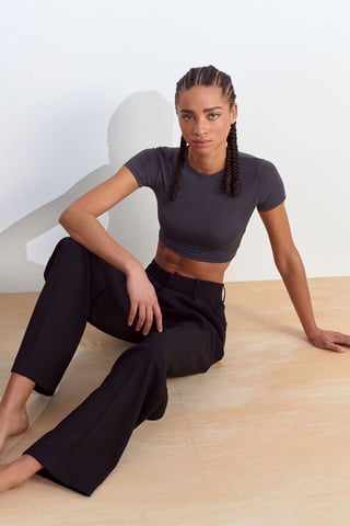 Women’s Slim Fit Crop T-Shirt
