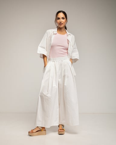 Oversized pants and shirt set, with elastic waistband, pleat at the back, and pocket
