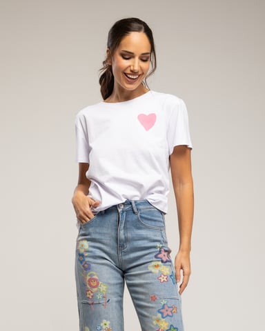 T-shirt with heart print on the front and “Now or never” text on the back