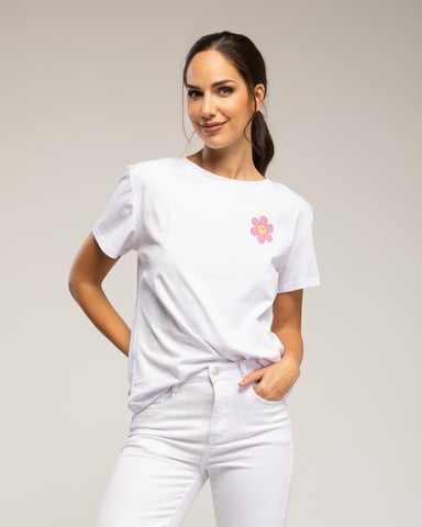 T-shirt with daisy print on the front and “have a good day” text on the back