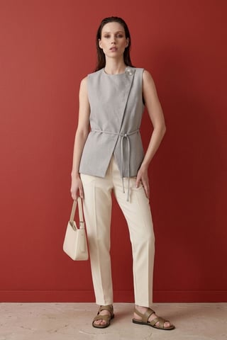Belted crepe waistcoat
