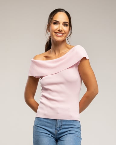 Top de punto con lutex,  cuello barco 