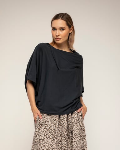 T-shirt with batwing sleeves and a turned-down boat neck