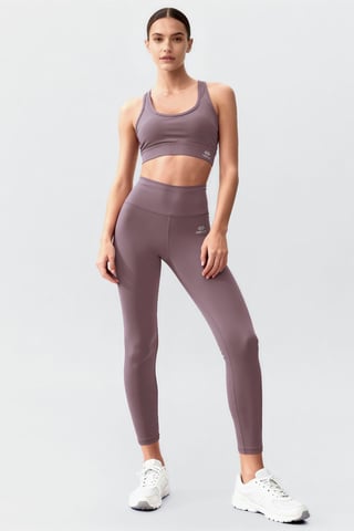 Sleeveless Athletic Set With Leggings