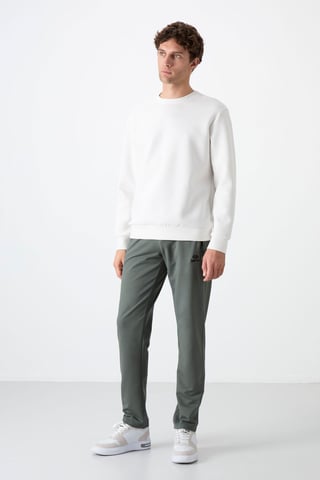 Men's Regular Fit Straight-Leg Sweatpants