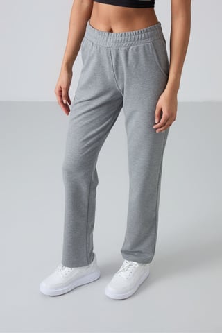 Women’s Straight-Leg Fleece Sweatpants