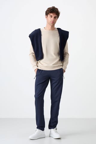 Men's Regular Fit Straight-Leg Sweatpants