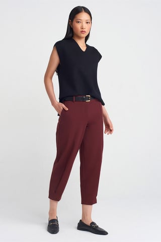 Women's Belted Straight-leg Capri Trousers