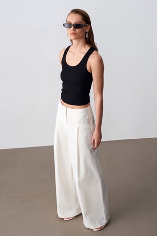 Women's High-Waist Wide-Leg Pleated Trousers