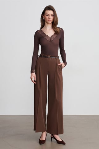 Women's Belted Wide-leg Crepe Trousers