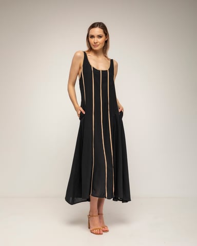 Long A-line dress, two-tone with straps and a gathered back