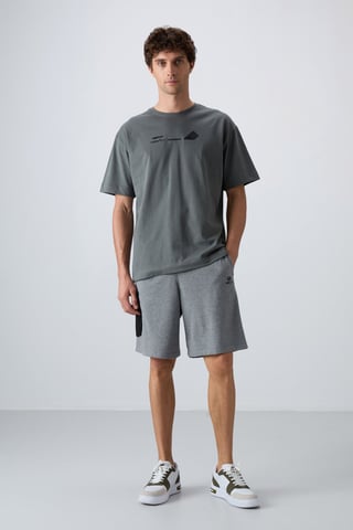 Men's Wide-leg Cargo Shorts