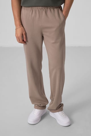 Men's Wide-Leg Pull-On Trousers
