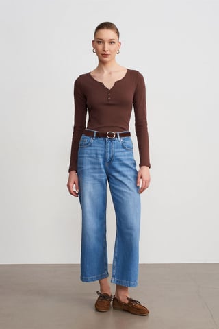 High-Waist Wide-Leg Jeans