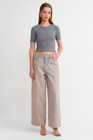 Högmidjade vida jeans i bomull